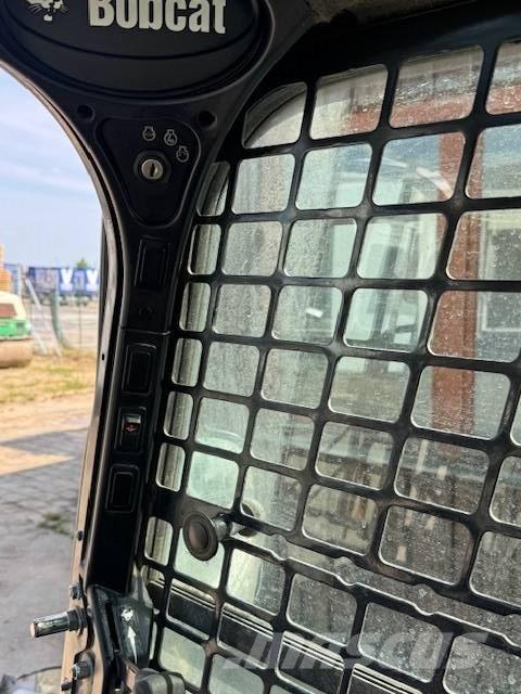 Bobcat S 450  스키드로더