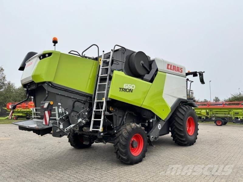 CLAAS TRION 650 콤바인 수확기