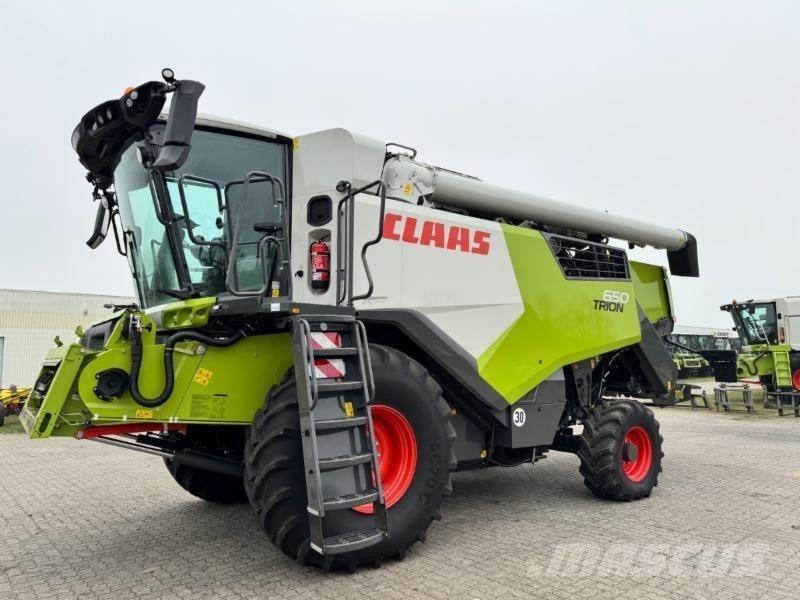 CLAAS TRION 650 콤바인 수확기