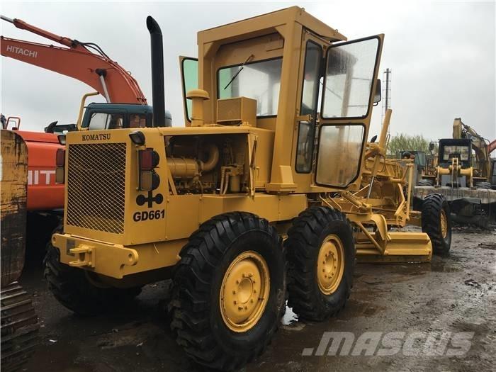 Komatsu GD 661 그레이더