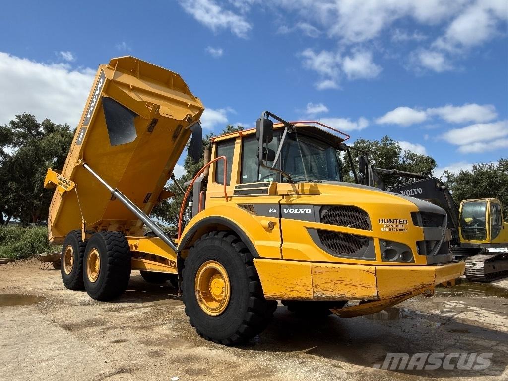 Volvo A30G 연결식 홀러