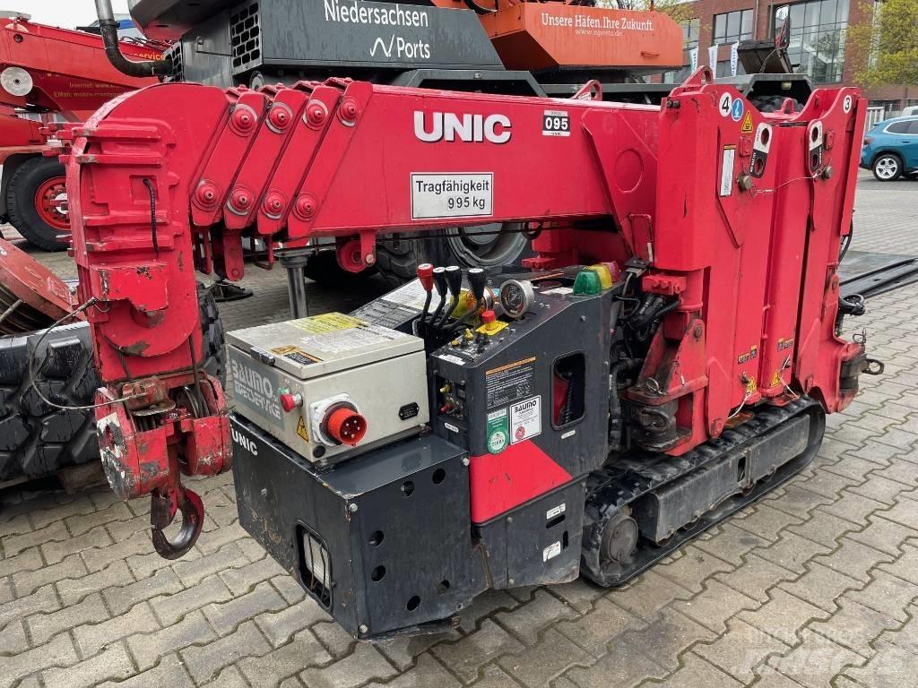 Unic URW-095 미니 크레인
