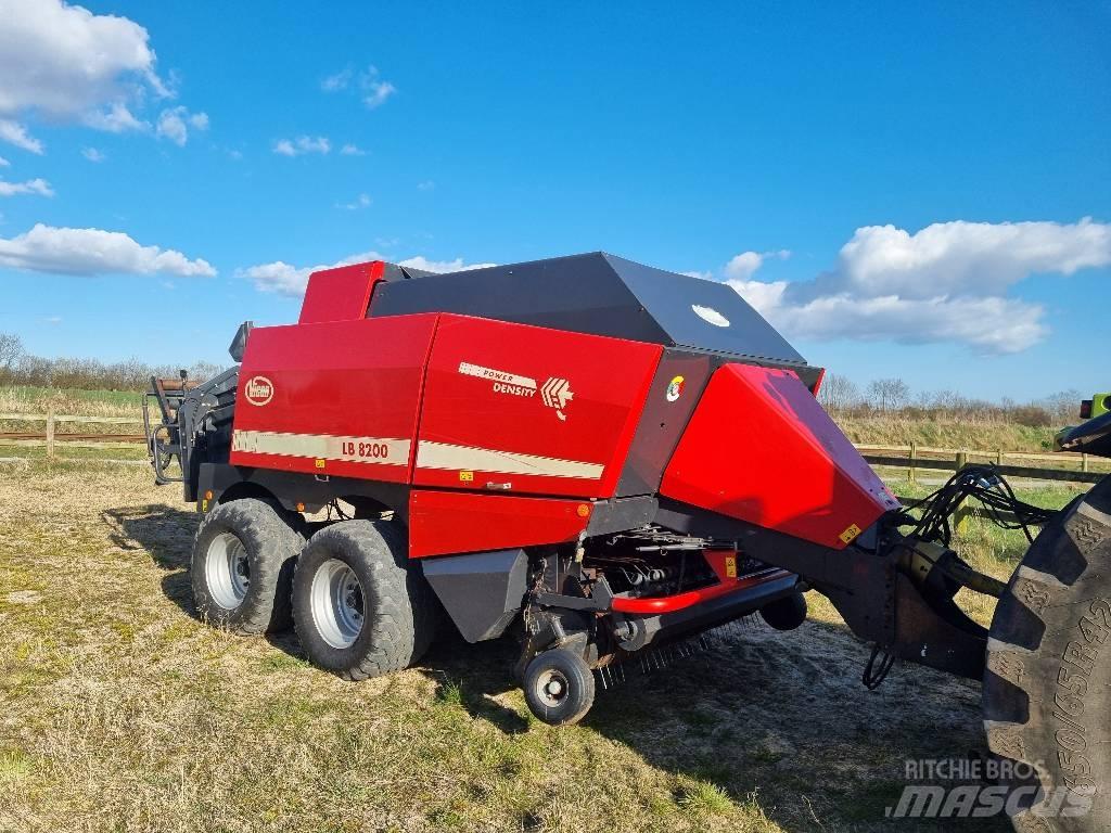 Vicon LB8200 각형 곤포기