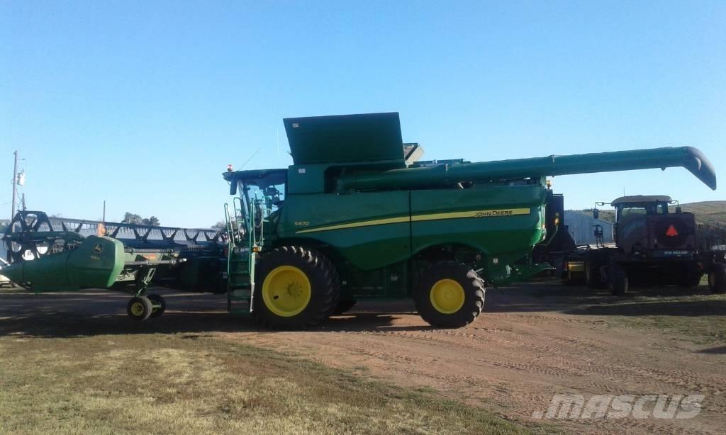 John Deere S 670 콤바인 수확기