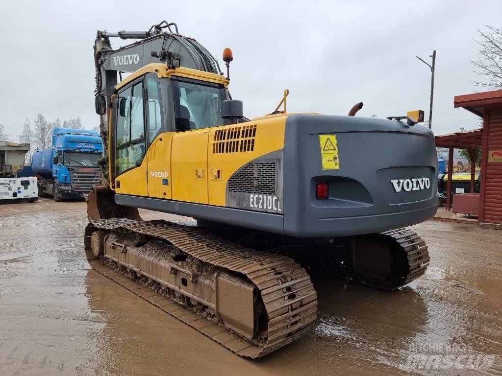 Volvo EC 210 C 대형 굴삭기 29톤 이상