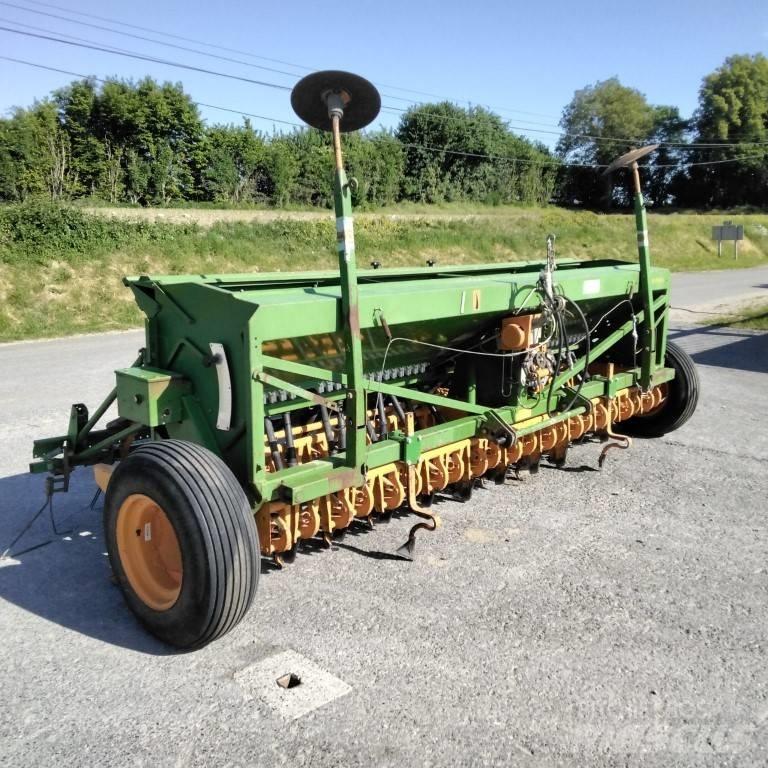 Amazone D7 40E 드릴