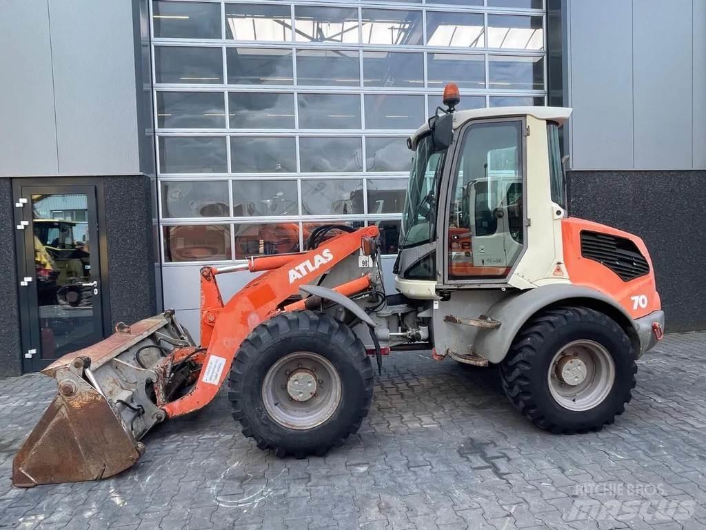 Atlas AR70  휠로우더