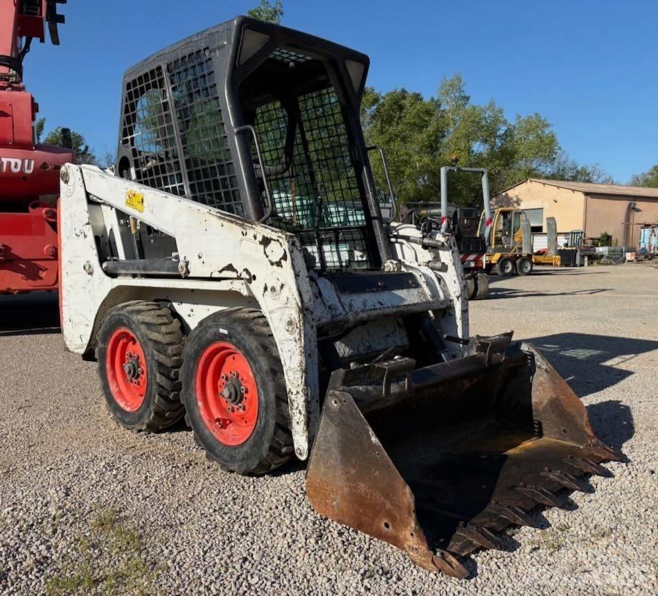 Bobcat S 100  스키드로더