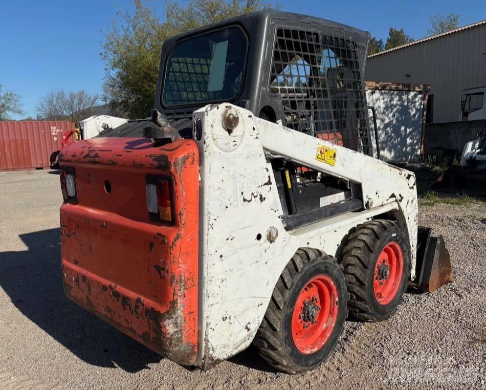 Bobcat S 100  스키드로더
