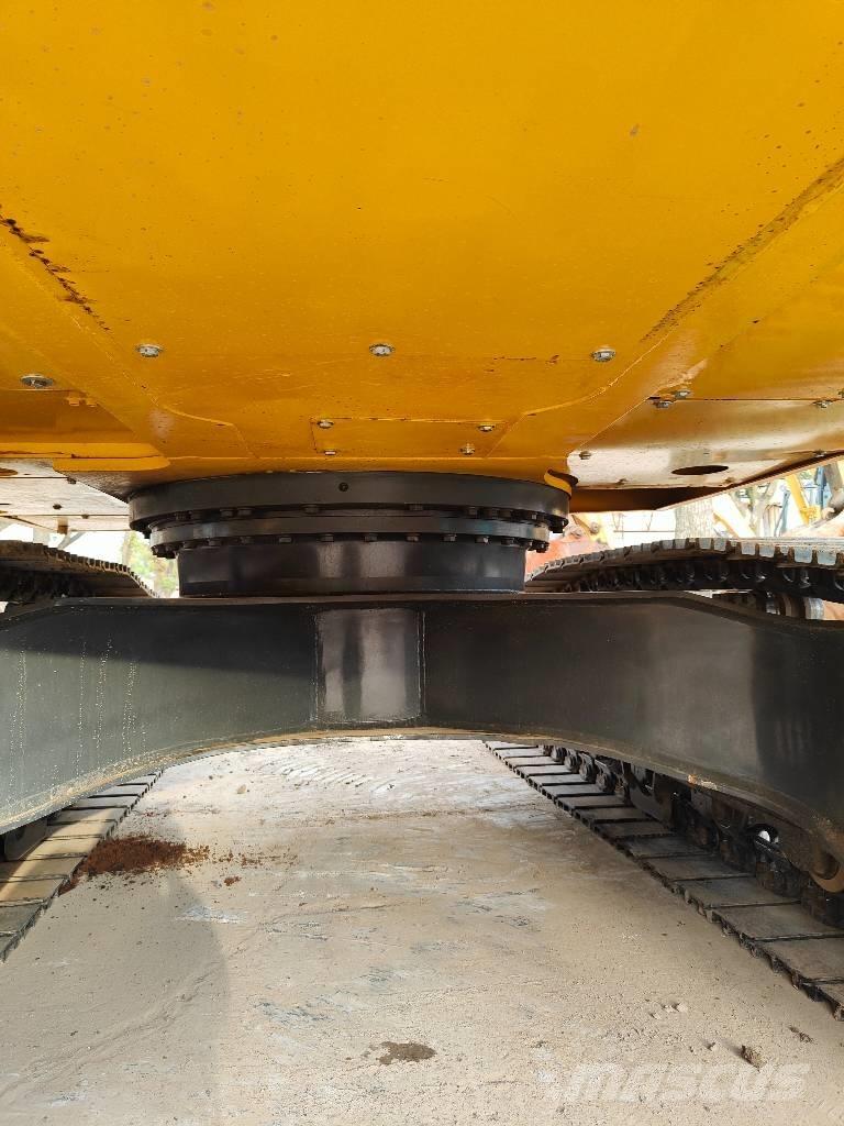 Komatsu PC200 대형 굴삭기 29톤 이상