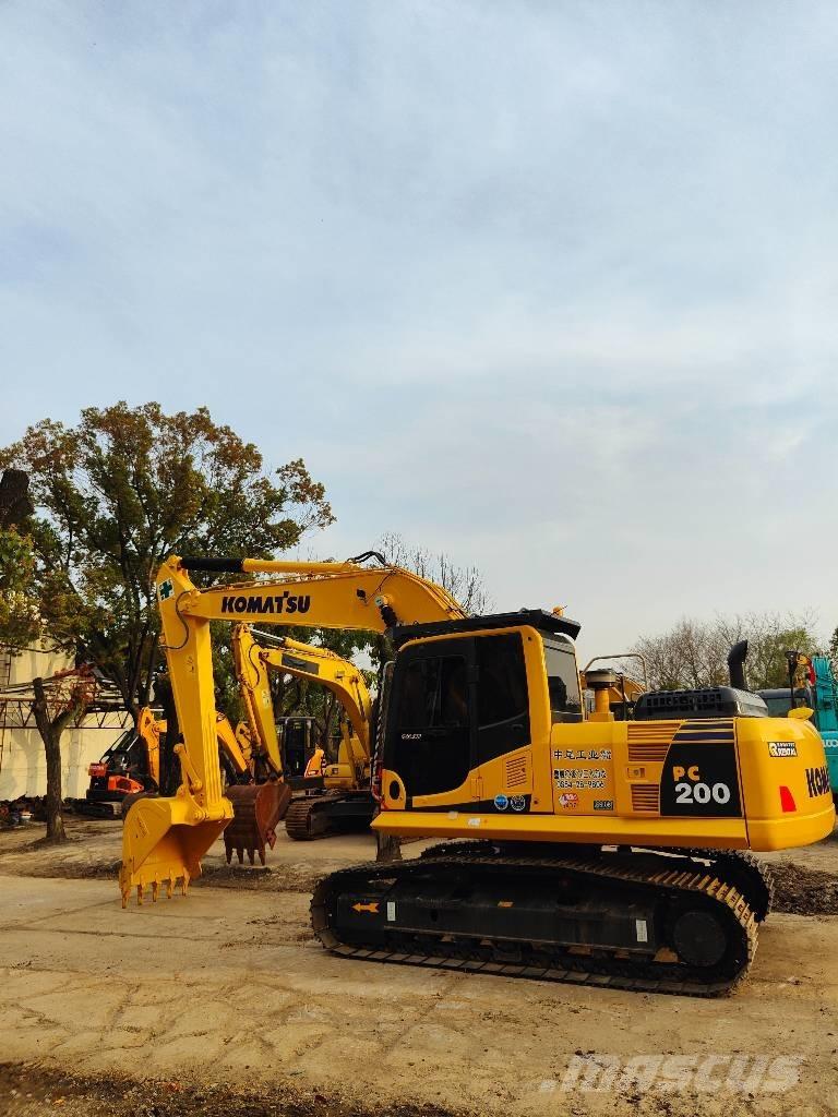 Komatsu PC200 대형 굴삭기 29톤 이상