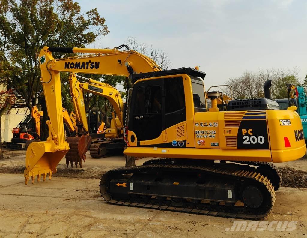 Komatsu PC200 대형 굴삭기 29톤 이상