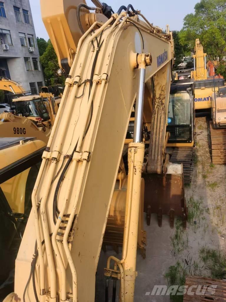 Komatsu PC 200-7 대형 굴삭기 29톤 이상