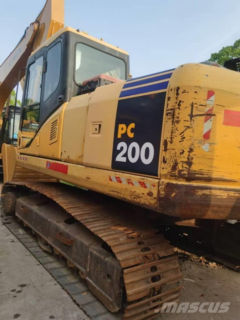 Komatsu PC 200-7 대형 굴삭기 29톤 이상