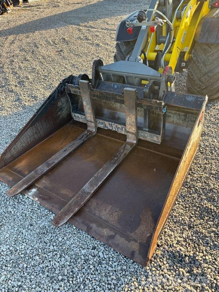 Wacker Neuson WL 28  휠로우더