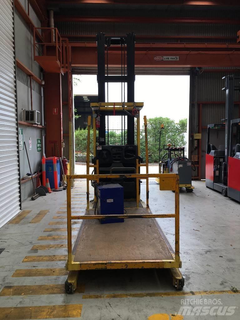 Hyster R30XMF3 하이 리프트 오더 피커