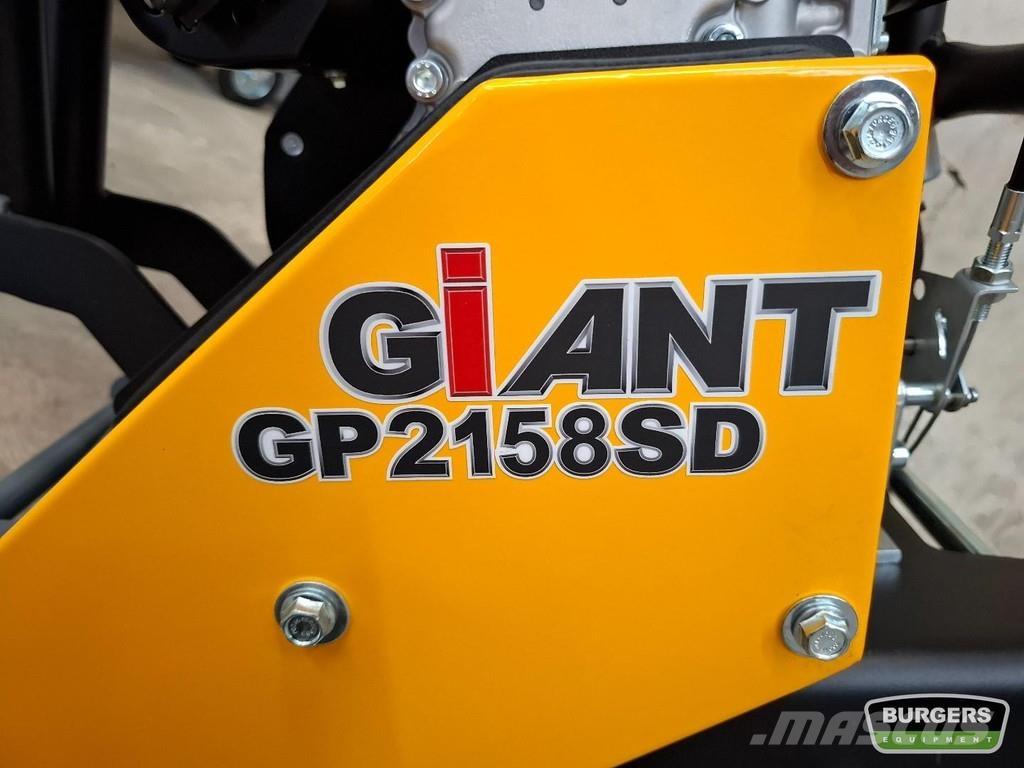 GiANT GP2158SD 진동롤러