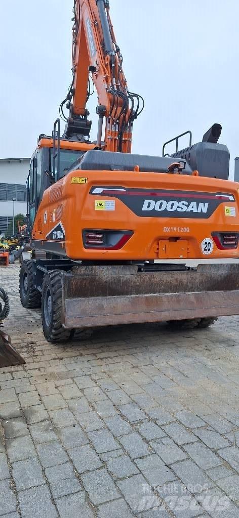 Doosan DX 190 W-7  휠 굴삭기