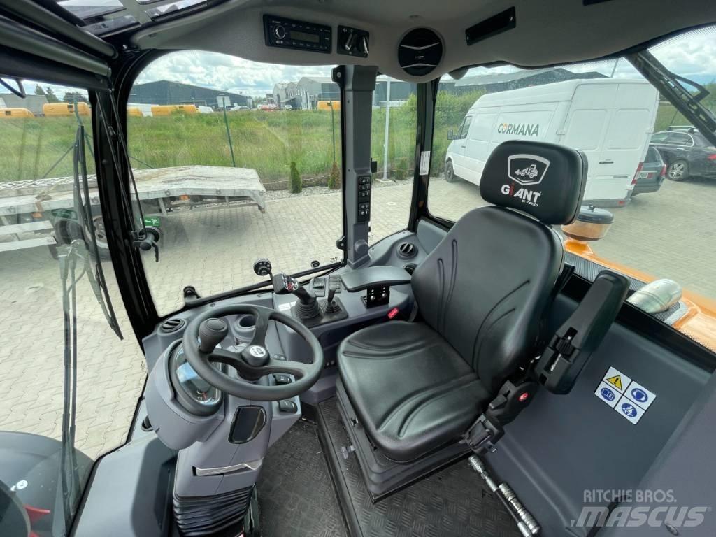 GiANT g5000 다목적 로더