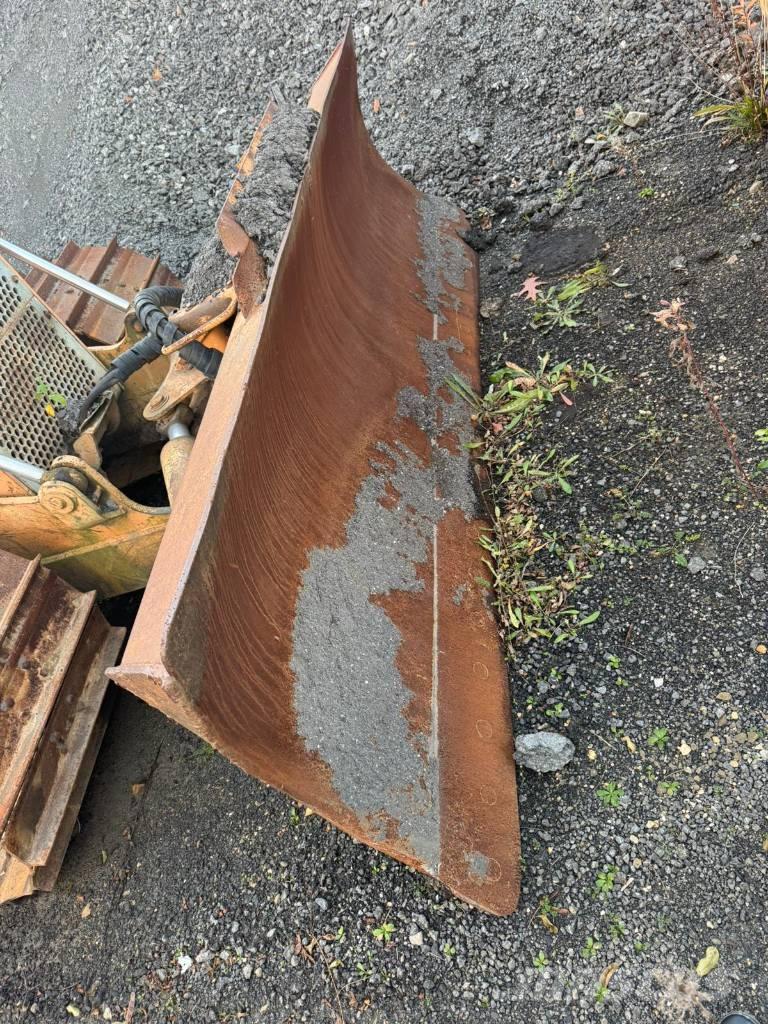 CASE 1150 E 크롤러 도저