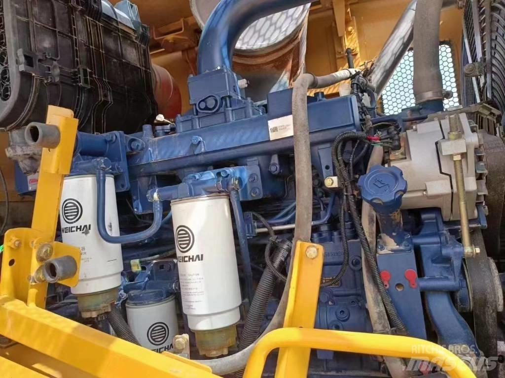 CAT 660D  휠로우더