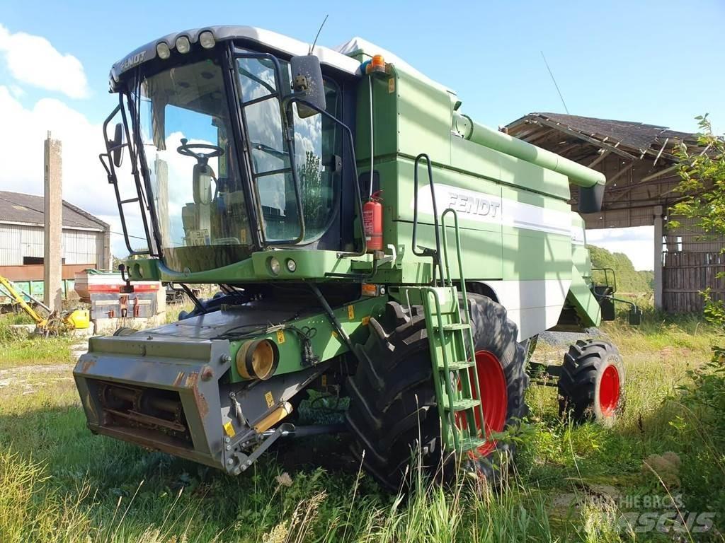 Fendt 5220 E 콤바인 수확기