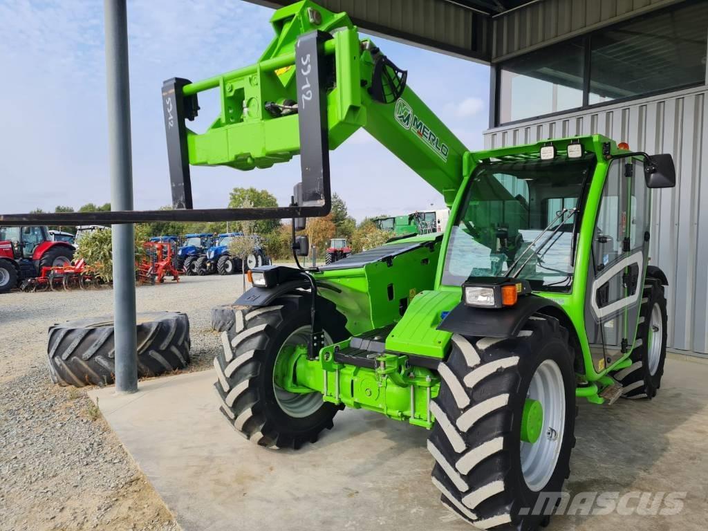 Merlo TF 33.7-115 텔러 핸들러