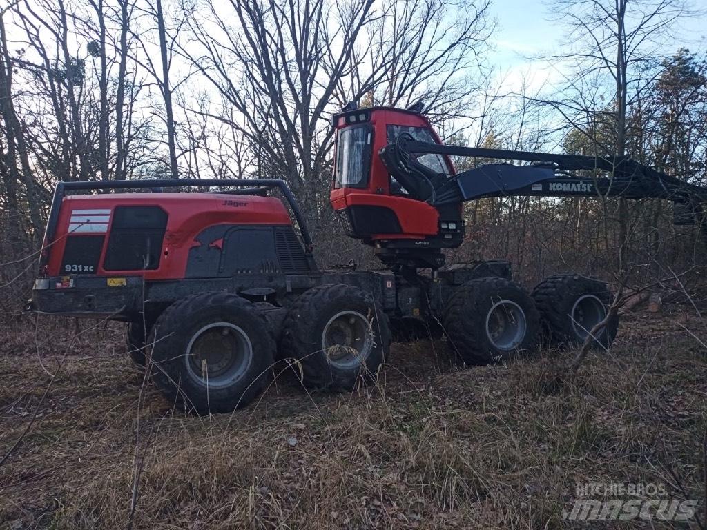 Komatsu 931 XC 원목 하베스터