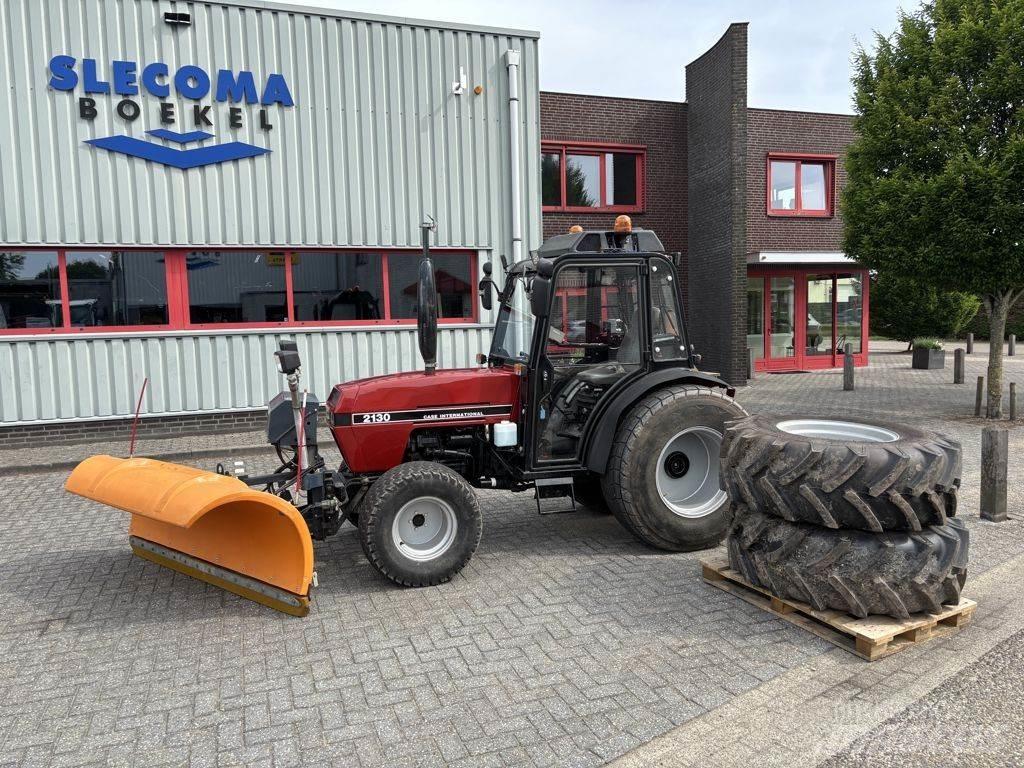 Case IH IH 2130 트랙터