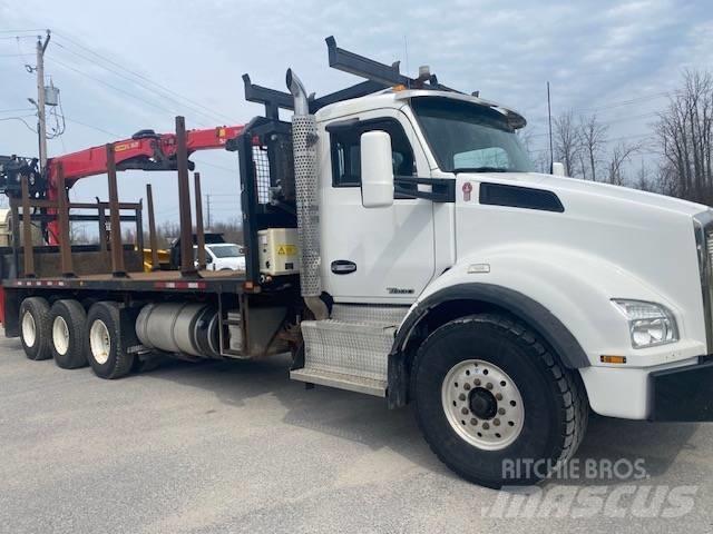 Kenworth T 880 목재 트럭