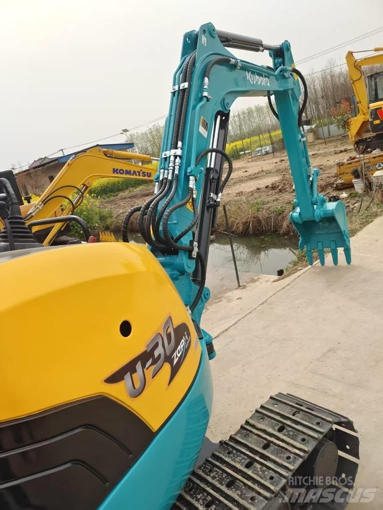 Kubota U 30 소형 굴삭기 7톤 미만