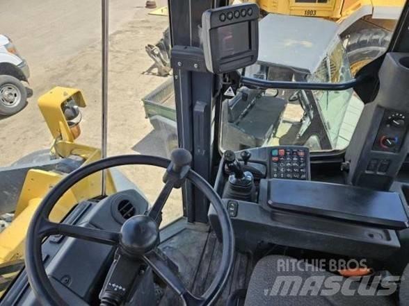 John Deere 544K  휠로우더