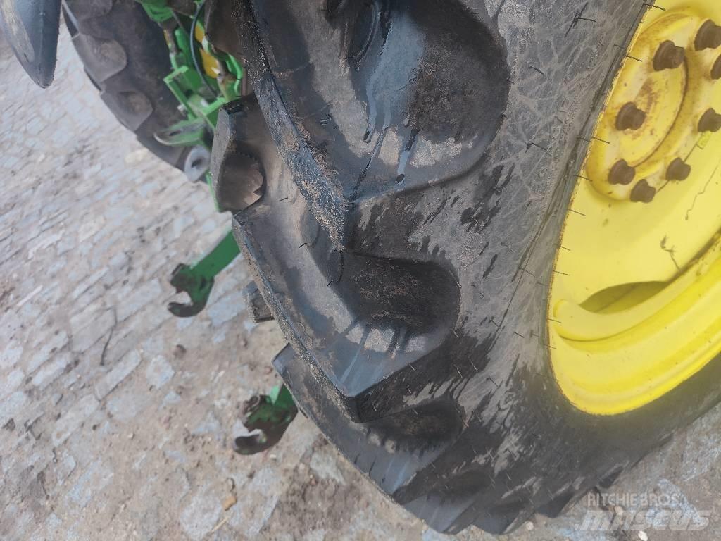 John Deere 6420 트랙터