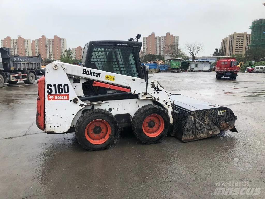 Bobcat S 160  스키드로더