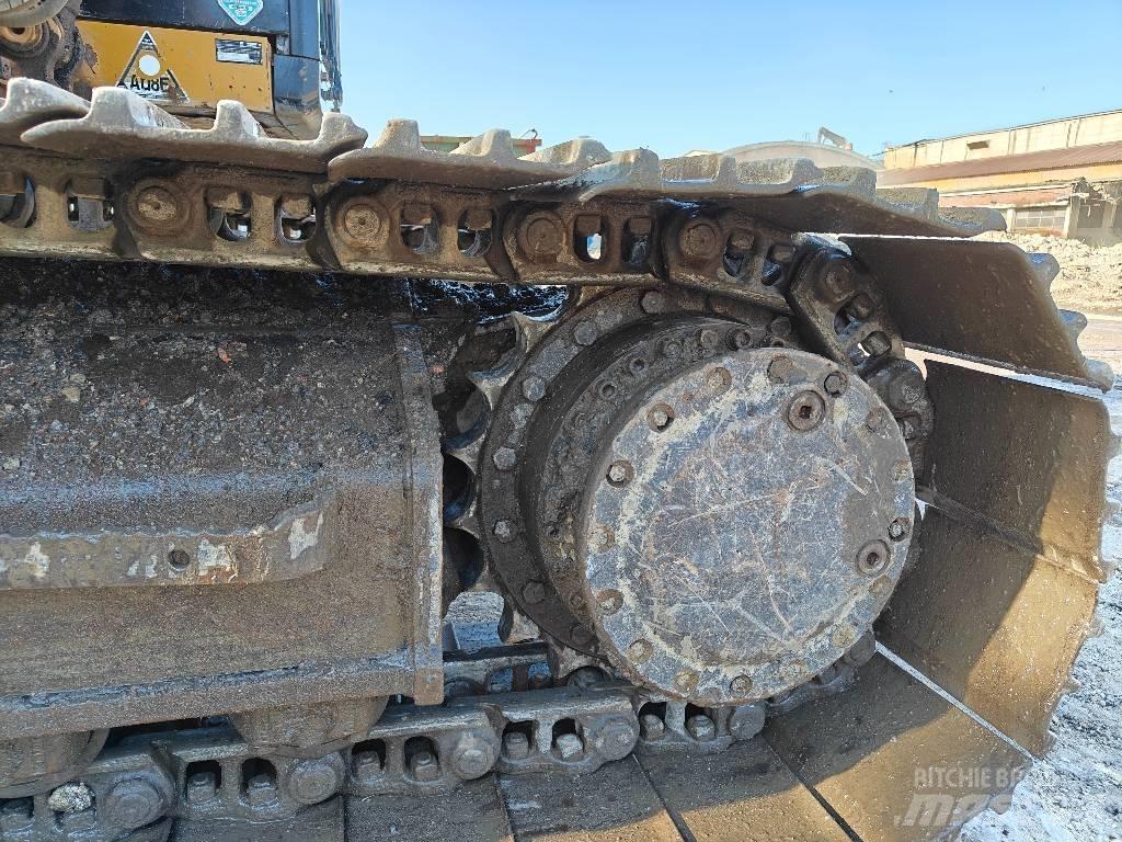 CAT 320F 대형 굴삭기 29톤 이상