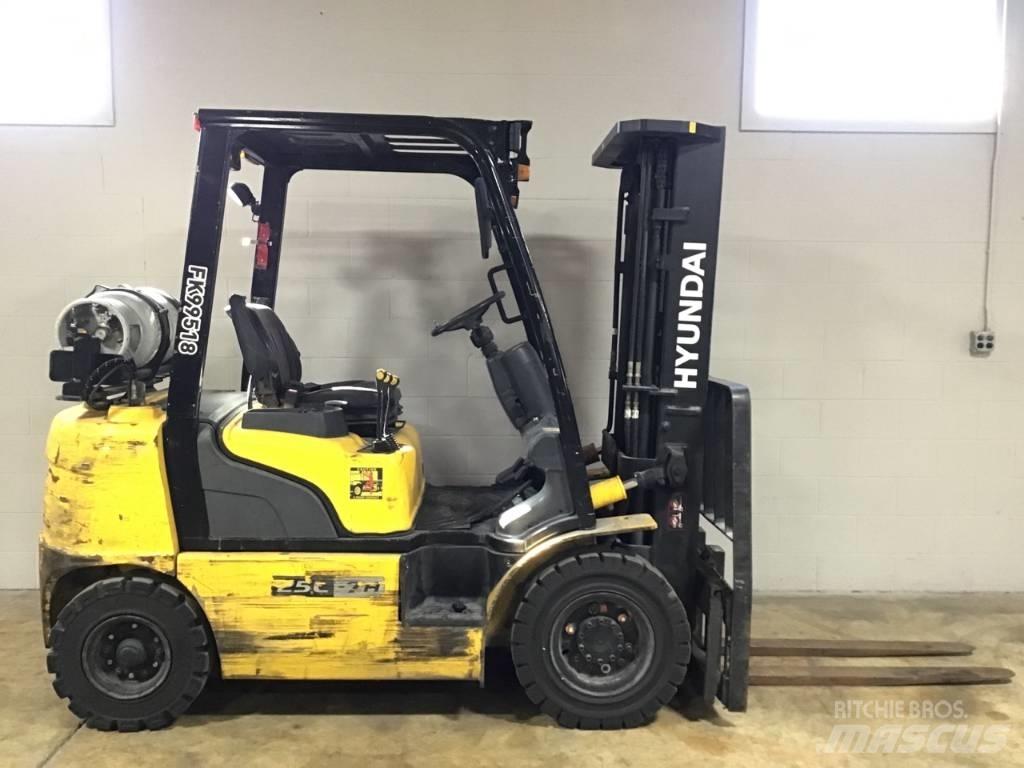 Hyundai 25 L-7 A 그 외 지게차