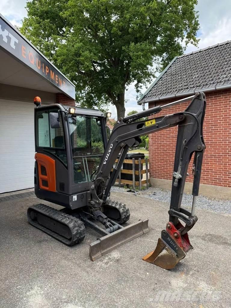 Volvo EC 18 D 소형 굴삭기 7톤 미만