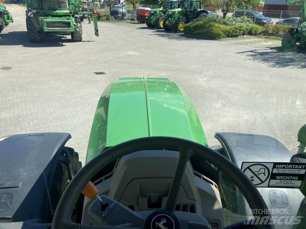 John Deere 6R215 트랙터