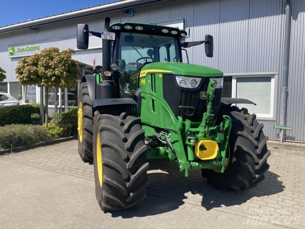 John Deere 6R215 트랙터