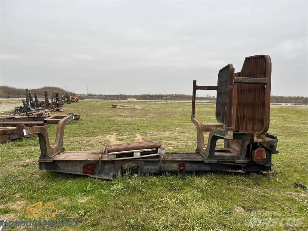 John Deere 1210E 기타 구성품