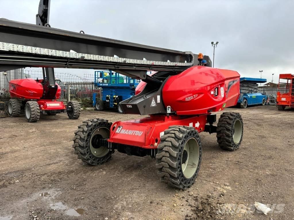 Manitou 220 TJ 견인식 전동이동 리프트