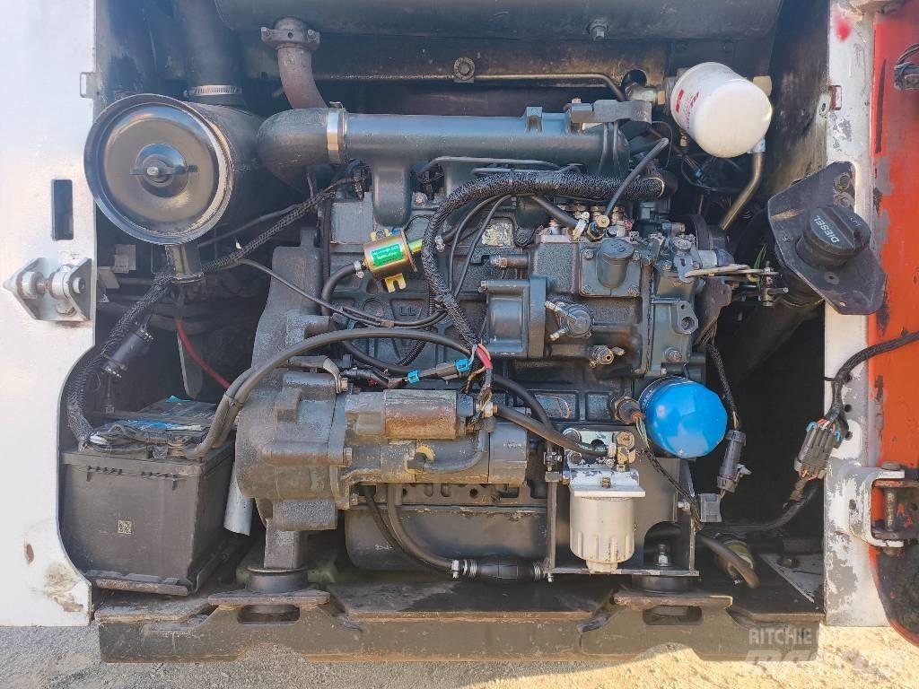 Bobcat S 130  스키드로더