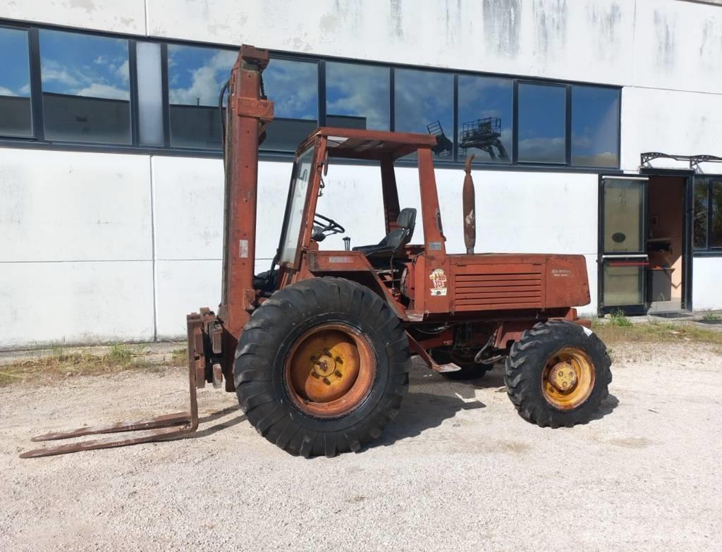 Manitou 4RM30G 디젤 지게차