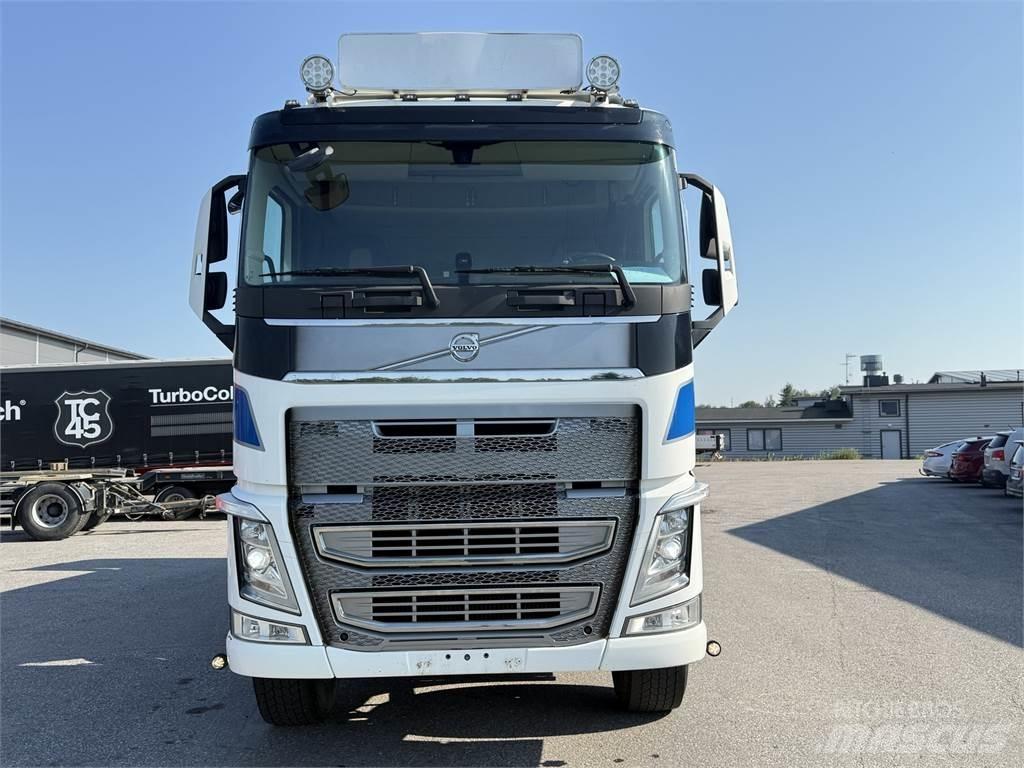 Volvo FH540 8X4 덤프 트럭