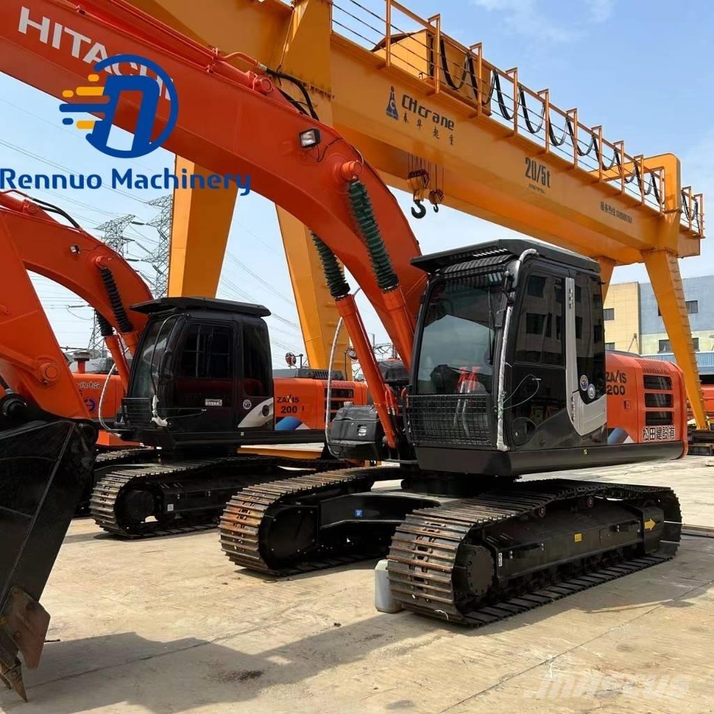 Hitachi ZX 200 대형 굴삭기 29톤 이상