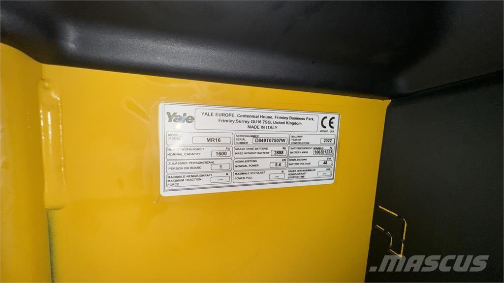 Yale MR16 리치 트럭