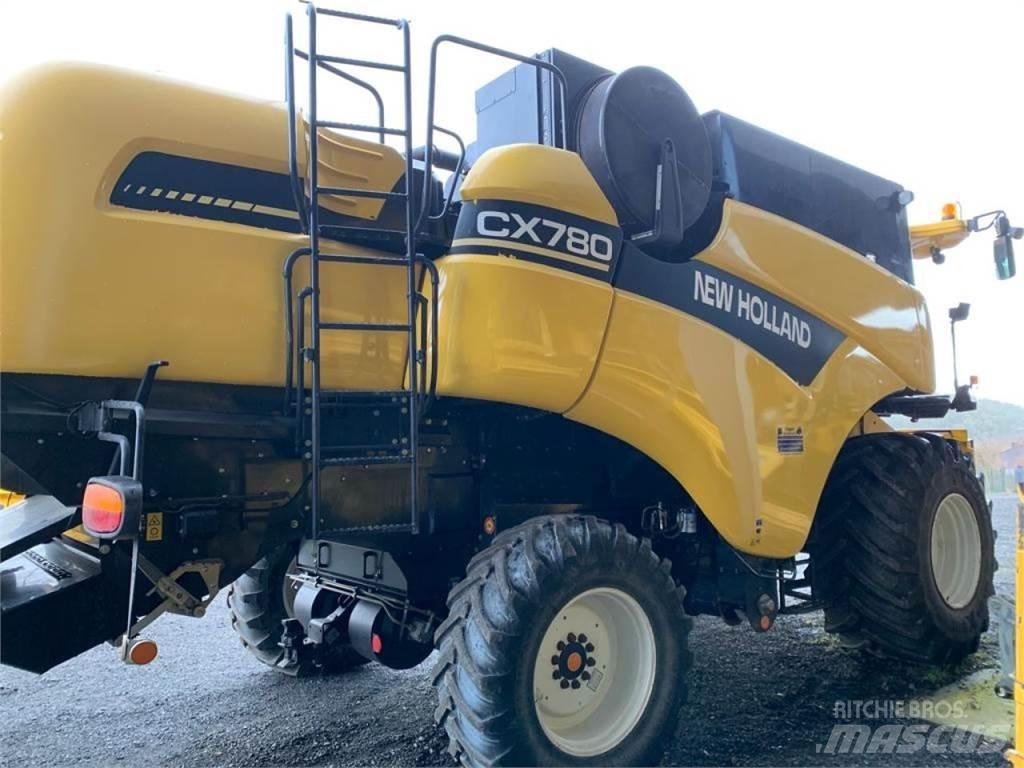New Holland CX780 콤바인 수확기