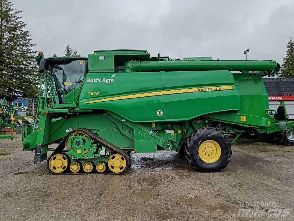 John Deere T670i 콤바인 수확기