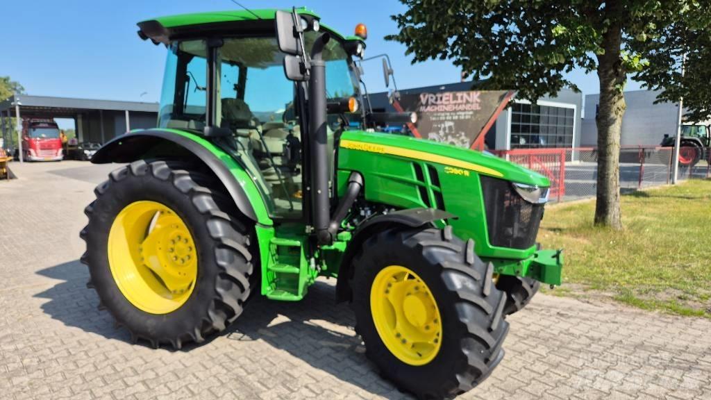John Deere 5090 R 트랙터