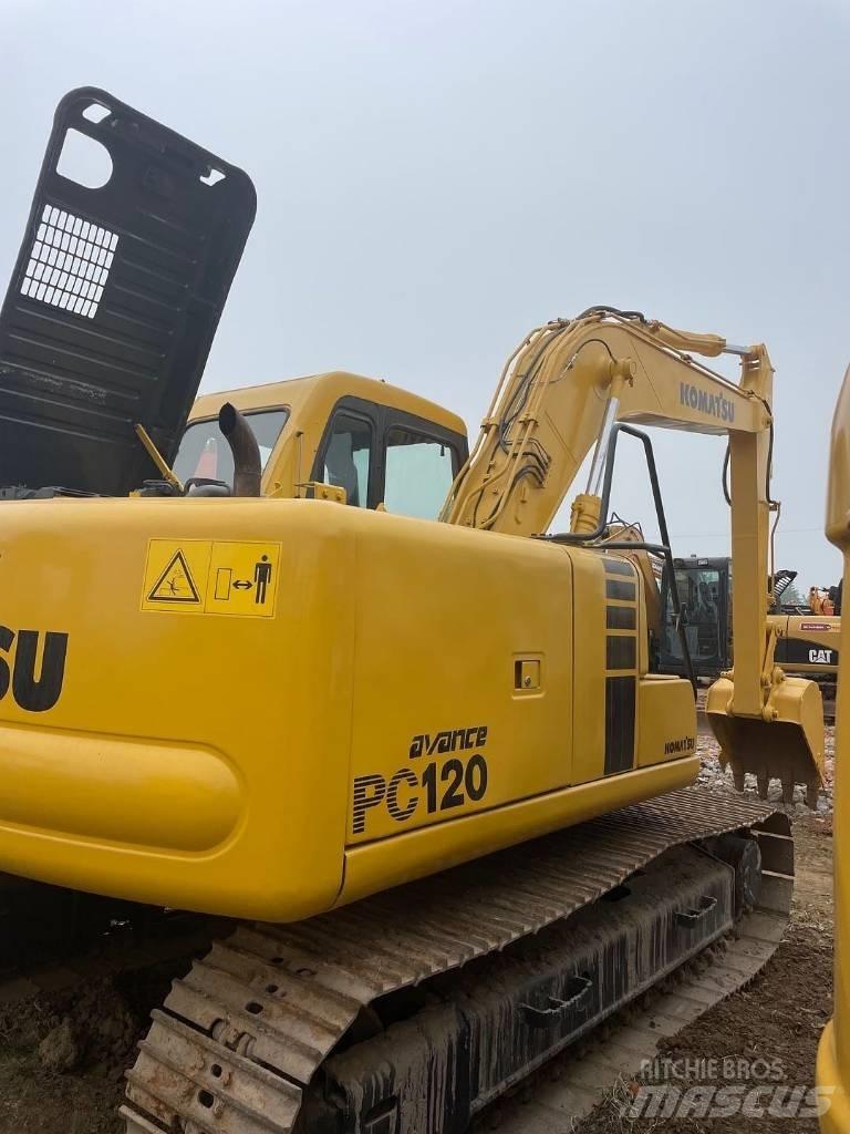 Komatsu PC 120 대형 굴삭기 29톤 이상